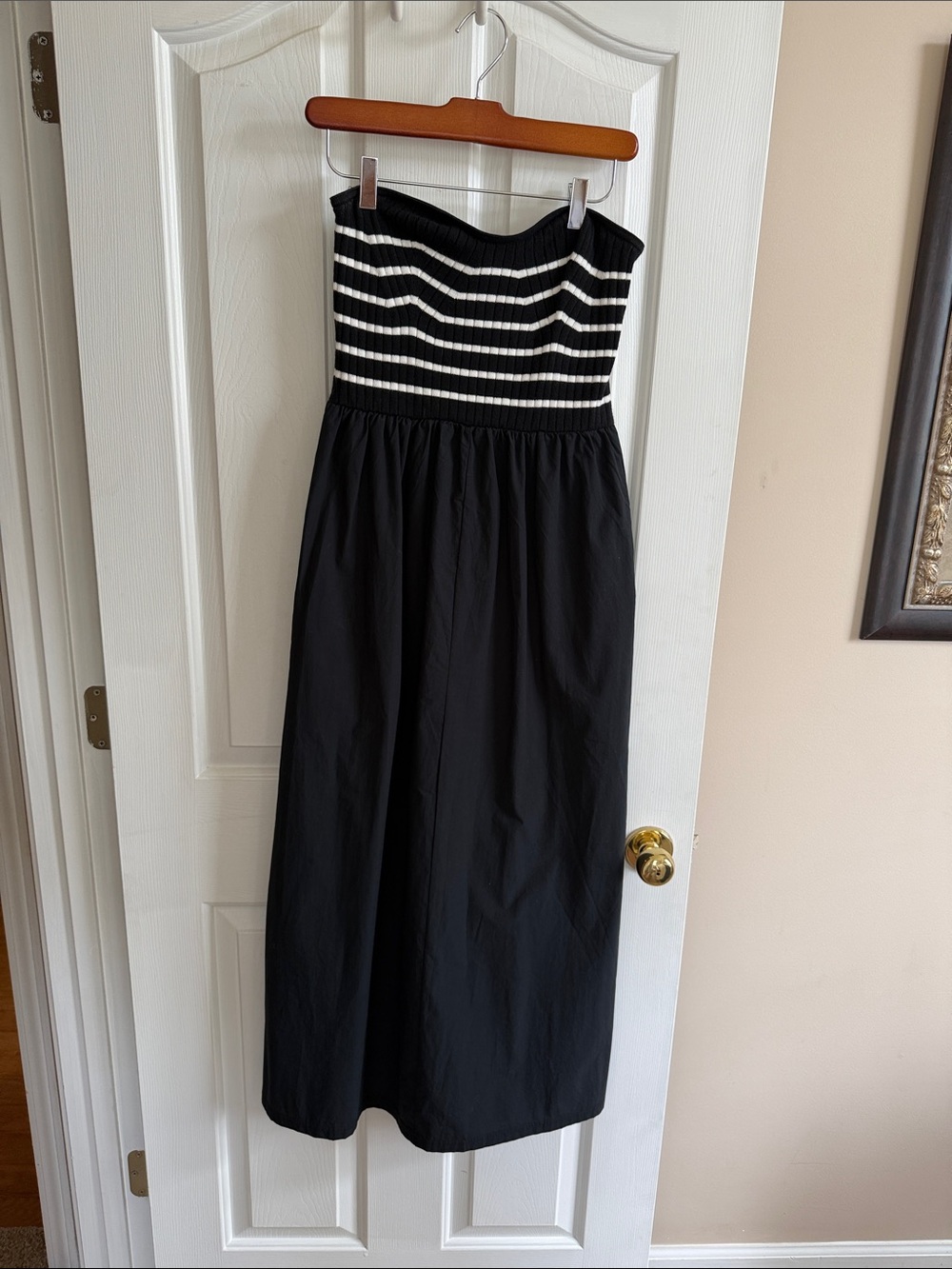 🌸 Universal Thread:  Black Strapless Dress with White Striped Bodice